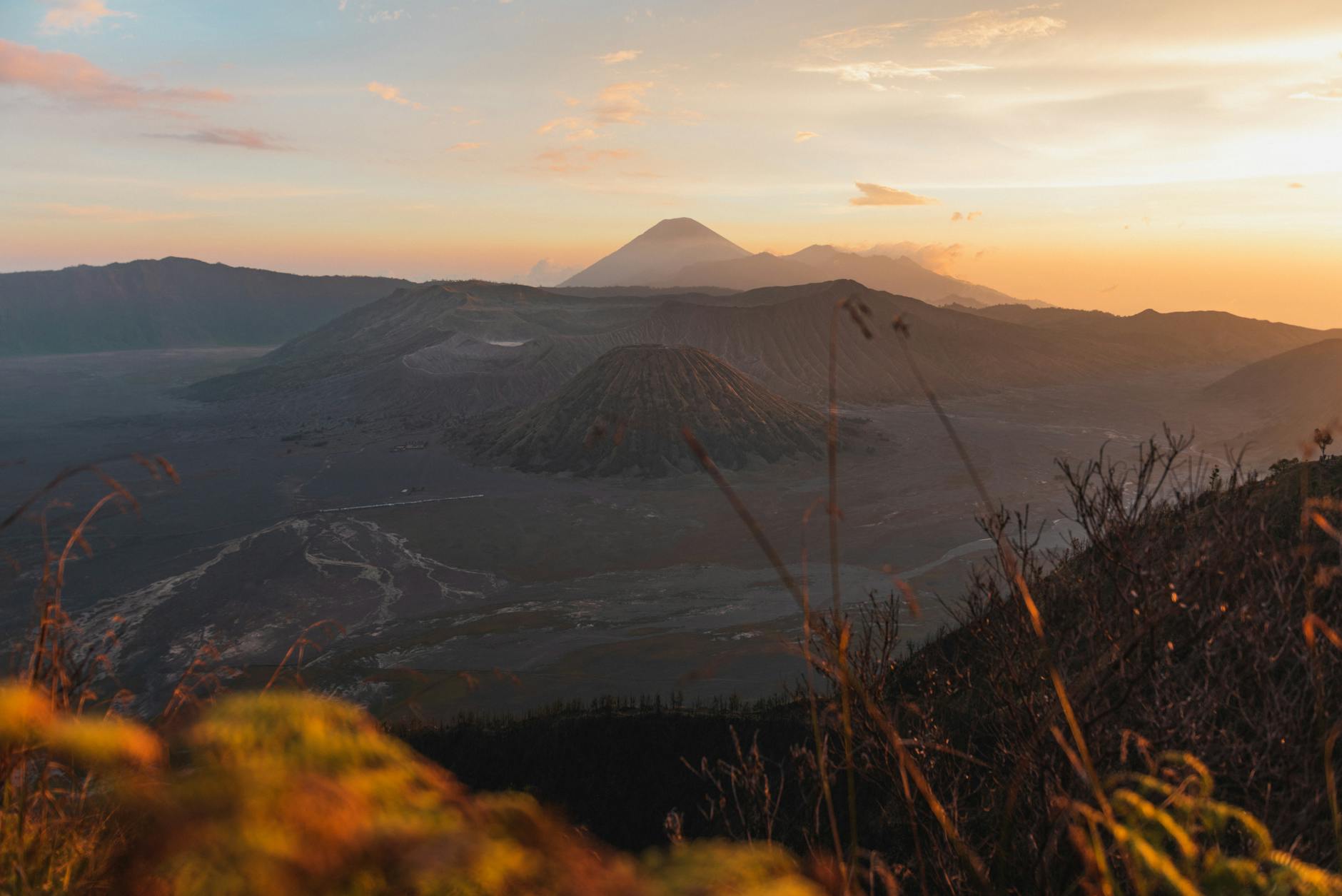 Panduan Sunrise di Bromo Tanpa Tour: Cara Hemat & Anti Ribet